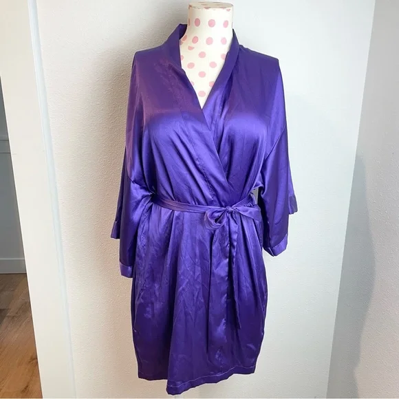 Victoria’s Secret Kimono Robe Purple Satin Women’s Small / Medium - Picture 2 of 8